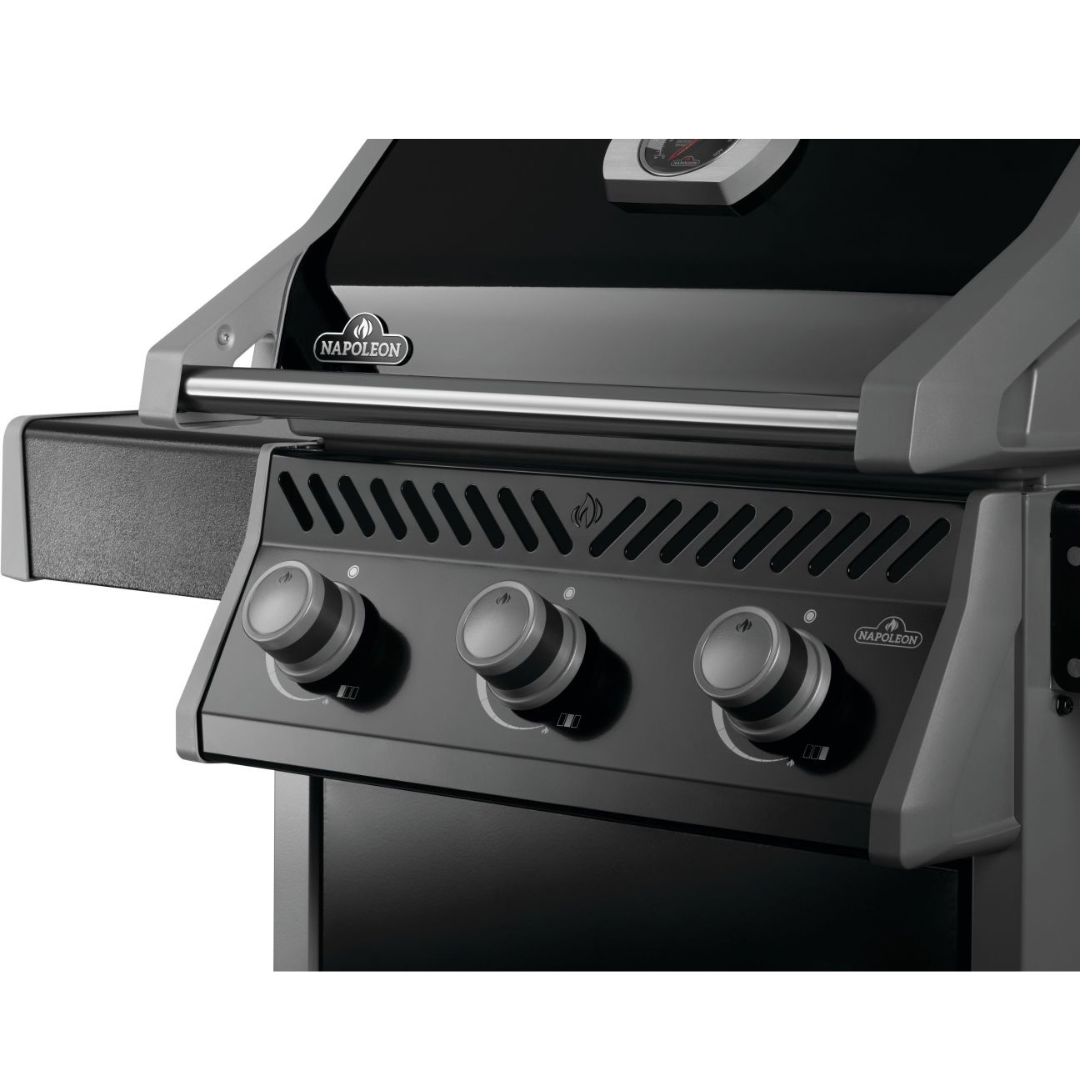 Napoleon Rogue® 425 Gas Grill (Black)