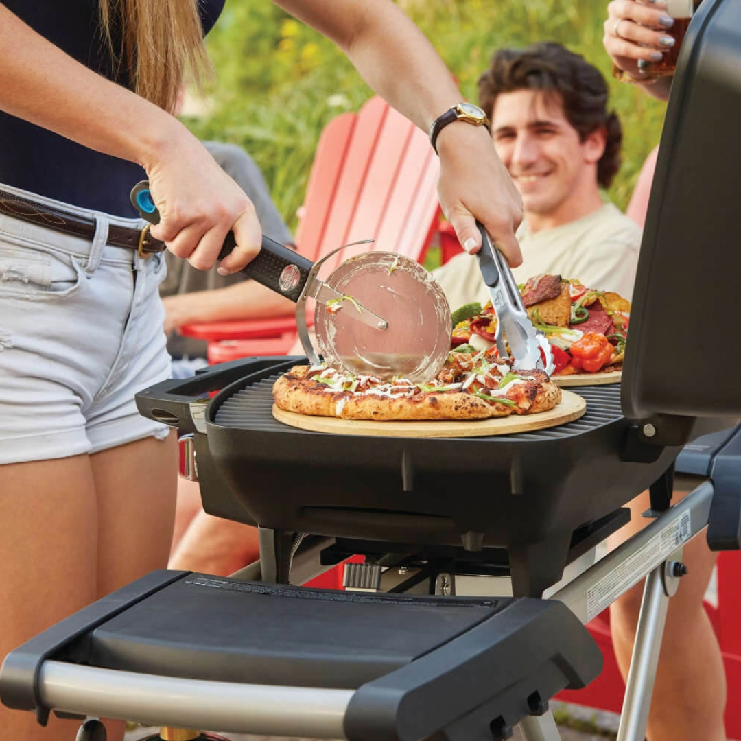 Napoleon TravelQ™ PRO285X Portable Propane Gas Grill with Scissor Cart (Black)