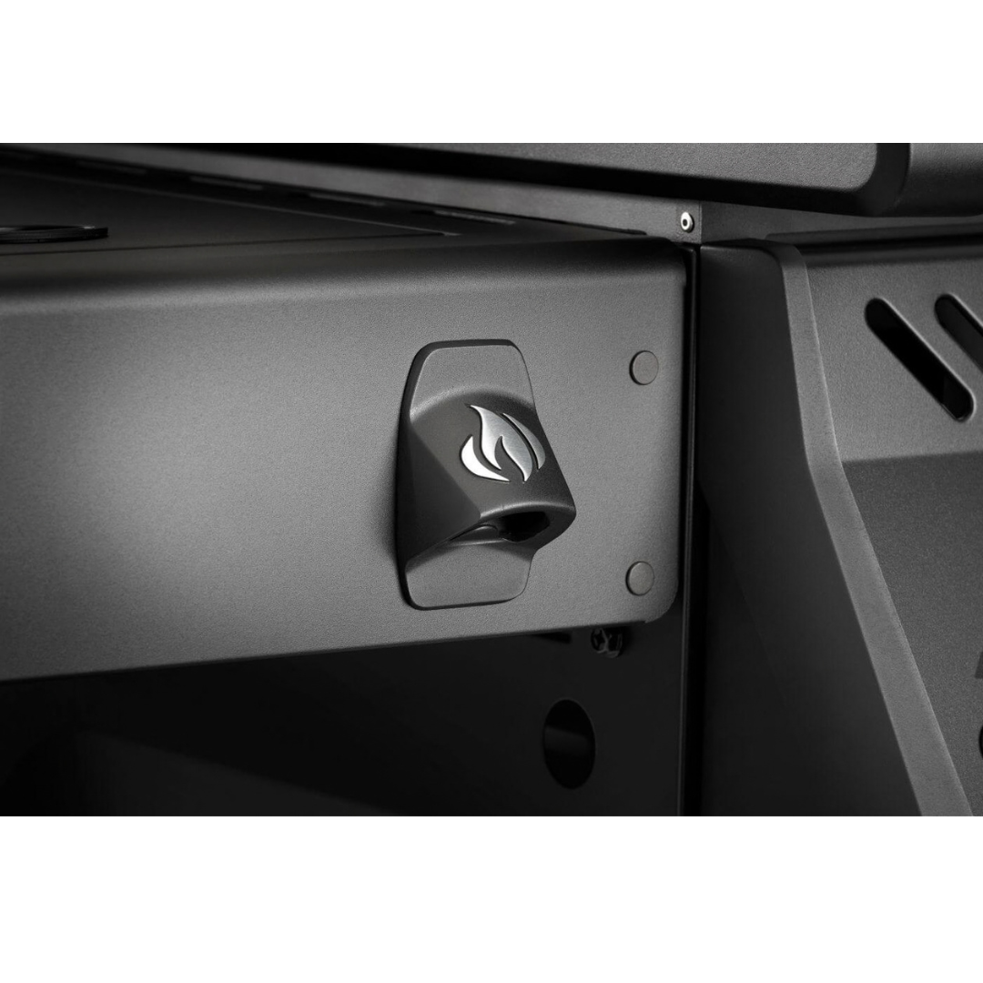 Napoleon  Rogue® PRO Phantom 30 Inch Griddle Rust-Resistant Stainless Steel Cooktop