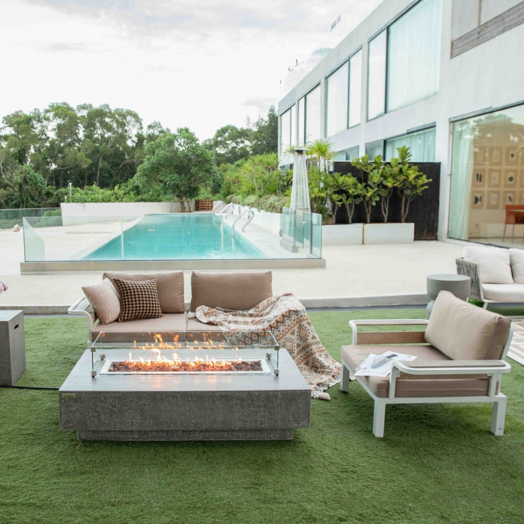 ELEMENTI HAMPTON FIRE TABLE (Light Gray)