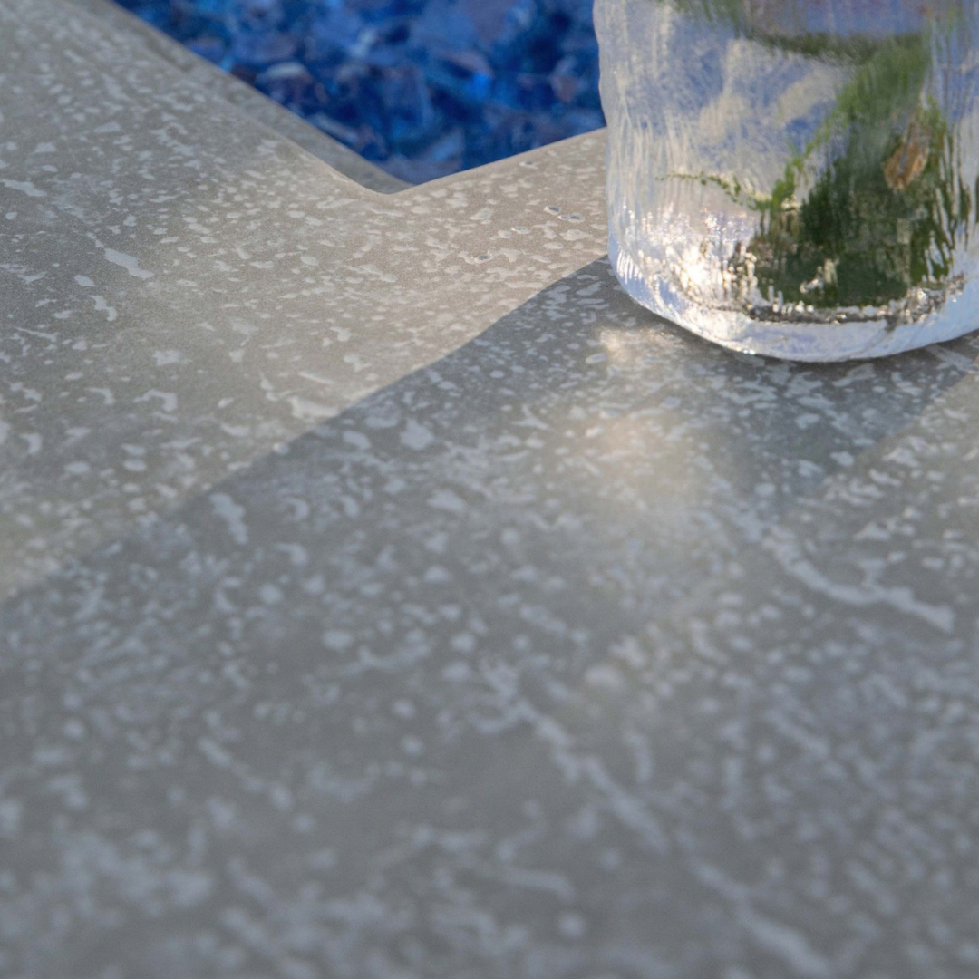ELEMENTI PLUS RIVIERA Fire Table