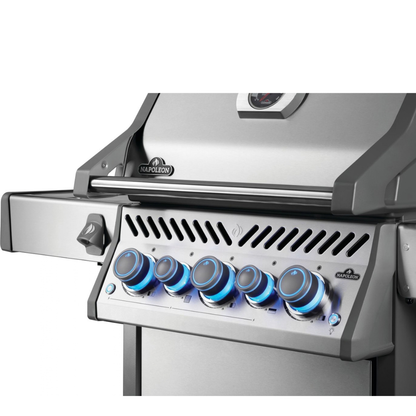 Napoleon  Rogue® PRO-S 425 RSIB with Infrared Side and Rear Burner